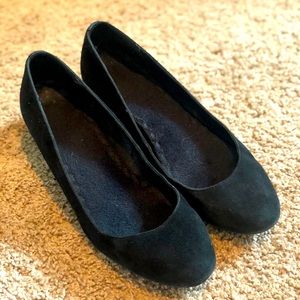 Aldo Suede Pumps